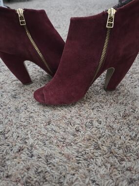 Steve Madden Burgundy Suede Peep-Toe Ankle Booties with Gold Zipper